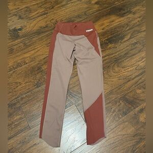 Gymshark women’s rose taupe euphoria leggings size small